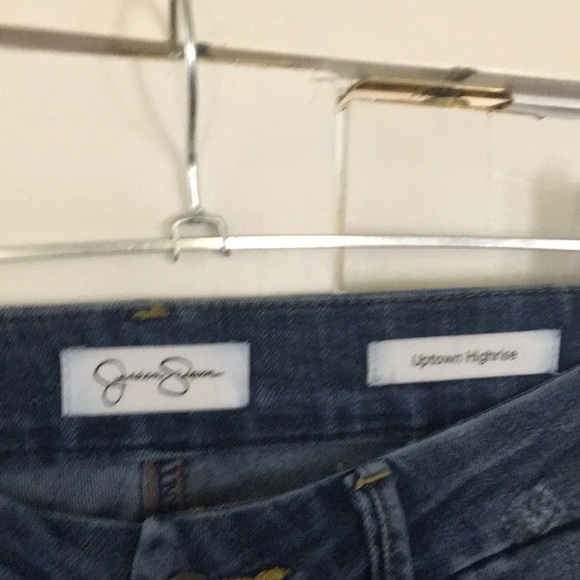 Jessica Simpson Skinny Jeans - Picture 2 of 4